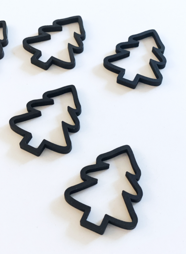 label-kerstboom-zwart-open